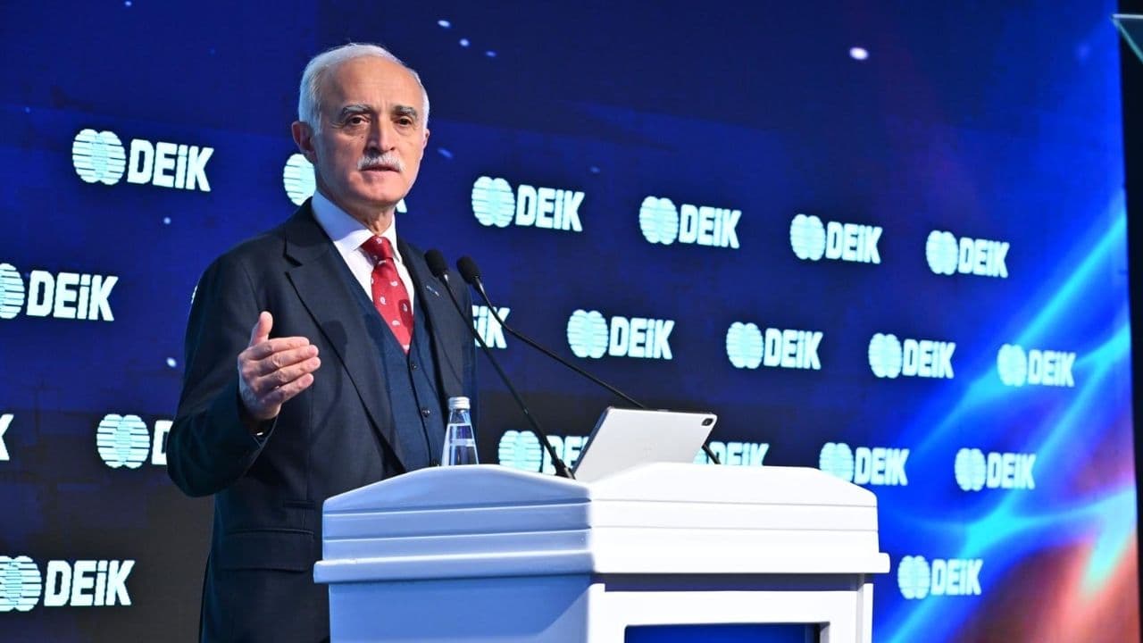 DEİK Başkanı Nail Olpak: “Küresel ekonomide yeni rekabet alanı güven”