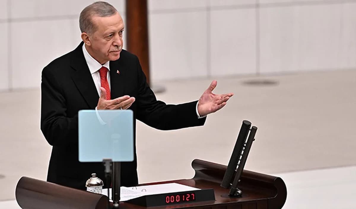Cumhurbaşkanı Erdoğan'dan Kabine Sonrası Açıklama: "Kardeşliğimize Dinamit Koymak İsteyenlerin Karşısına Dikileceğiz"