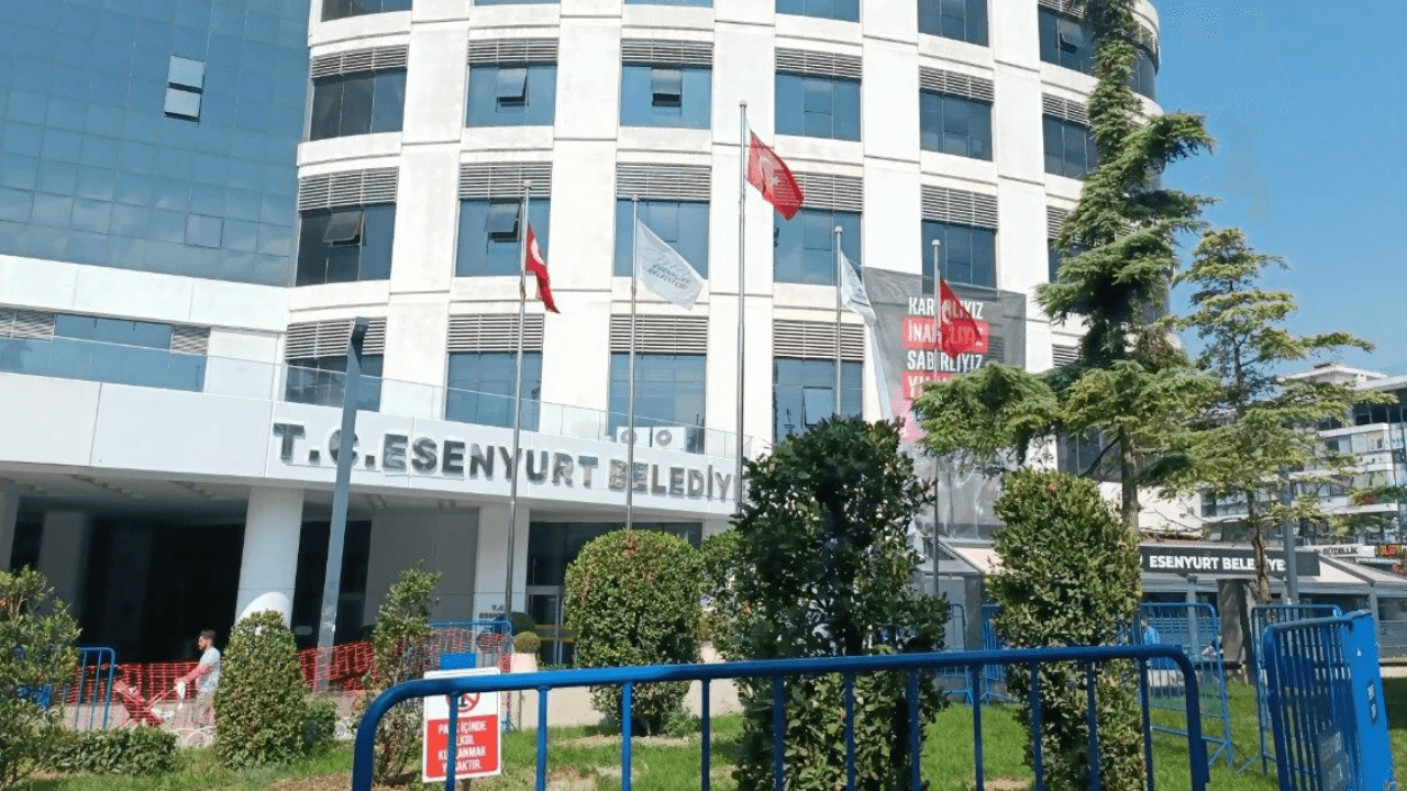 Esenyurt Belediyesi’nde Yolsuzluk Soruşturması: 17 Kişi Gözaltına Alındı