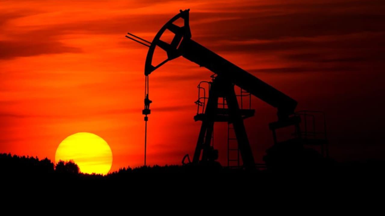 Orta Doğu’da Alevlenen Gerilim Petrolü Vurdu: Brent Petrol 115 Doların Üzerinde