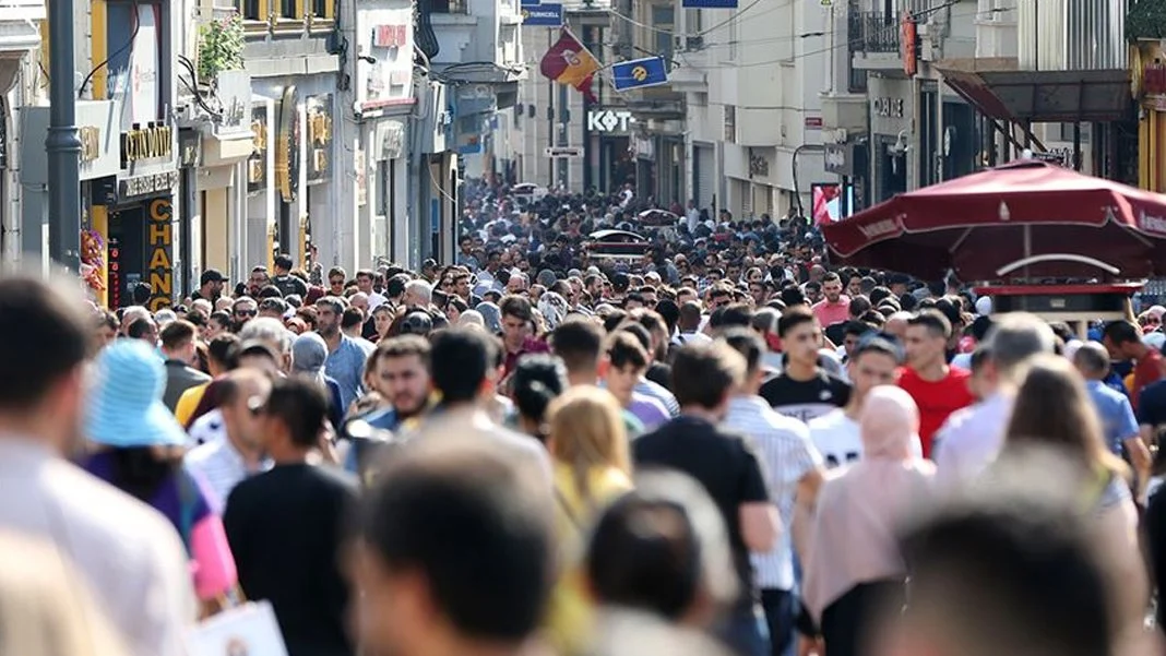 İŞKUR korkutan tabloyu gözler önüne serdi: Yaklaşık 3 milyon kişi işsiz