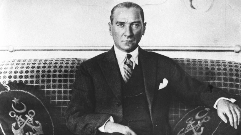 Gazi Mustafa Kemal Atatürk özlemle anılıyor…. Ebediyete intikalinin 85. yılı…