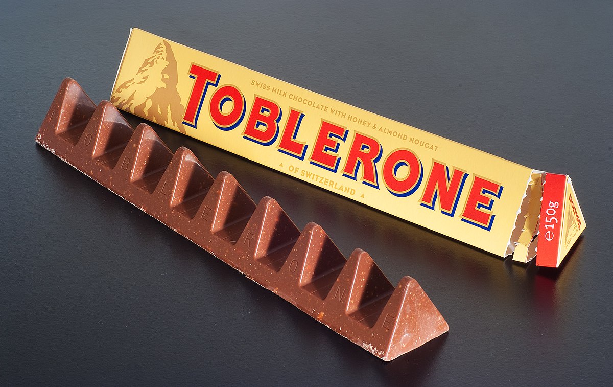 Toblerone faciası: İçinden plastik çıktı!