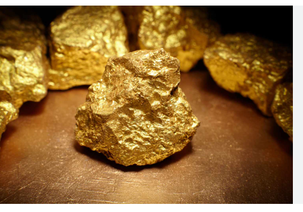 Uzman:  Altın ons 2.500-2.700 dolara hareketlenebilir