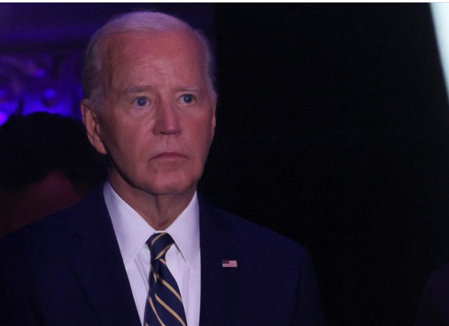 Biden başkanlık yarışından çekildi, Başkan yardımcısı Harris’e işaret etti