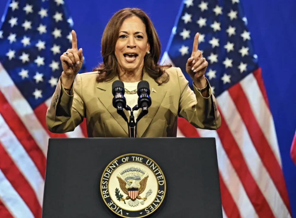 Kamala Harris, dokuz saatte 60 milyon dolar bağış topladı