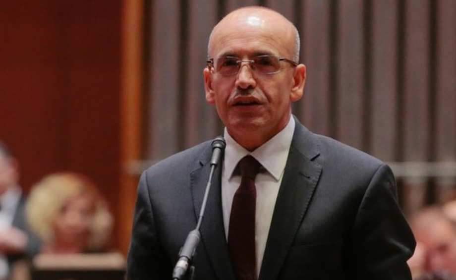 Mehmet Şimşek:  Vergi kaçıranın yakasına yapışacağız